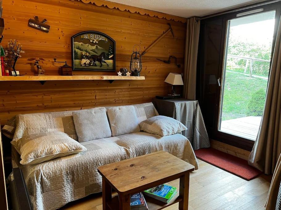 Appartement La Clusaz Avec Terrasse Sur Les Pistes De Ski Маниго Экстерьер фото